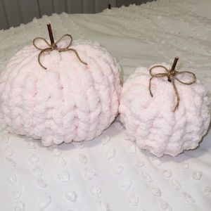 Set of Blush Chunky Pumpkins